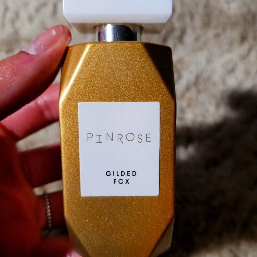 gilded fox pinrose fragrance
